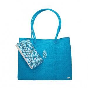 NEW LOLA'S BAG women's travel woven tote bag with clutch in sea blue